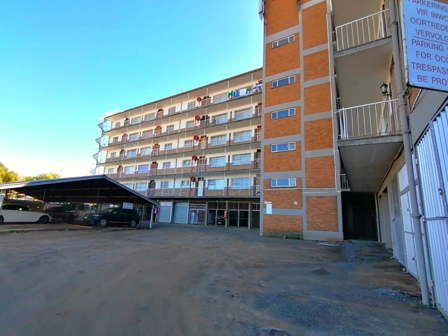 2 Bedroom Property for Sale in Bloemfontein Free State